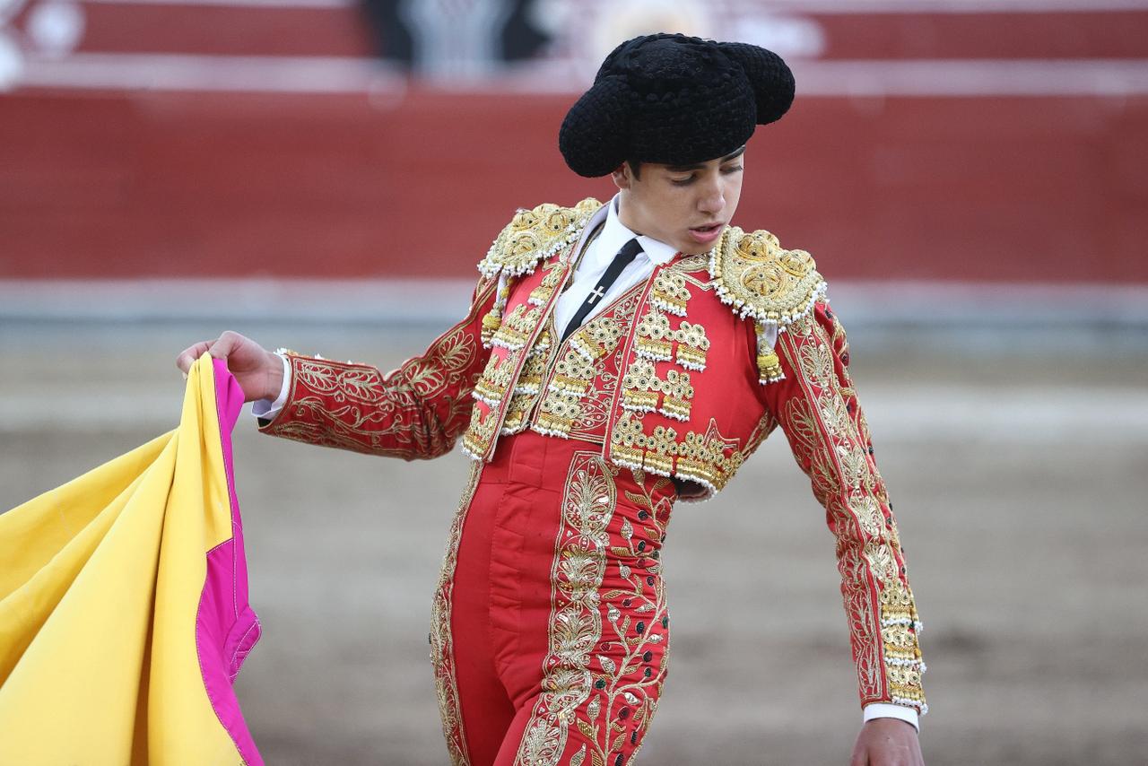 WhatsApp Image 2026-02-16 at 20.01.13 (1)